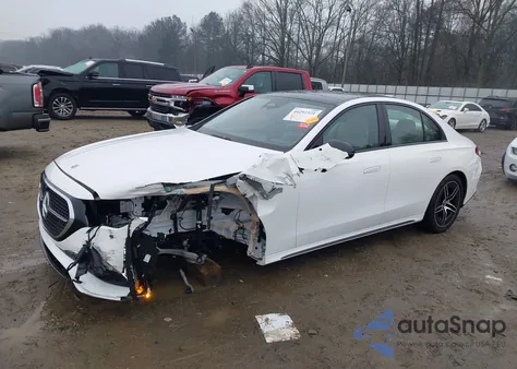 2025 Mercedes-Benz E 350 from USA, damaged, VIN W1KLF4GB3SA153405